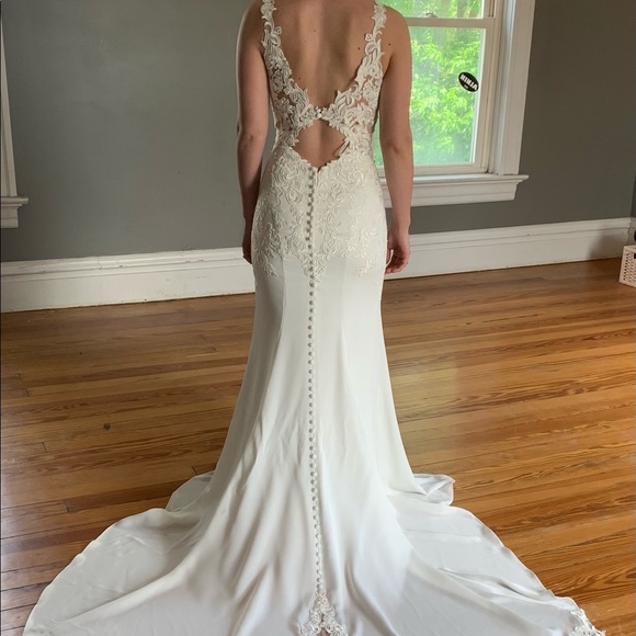 Stella York wedding dress - Picture 2 of 4